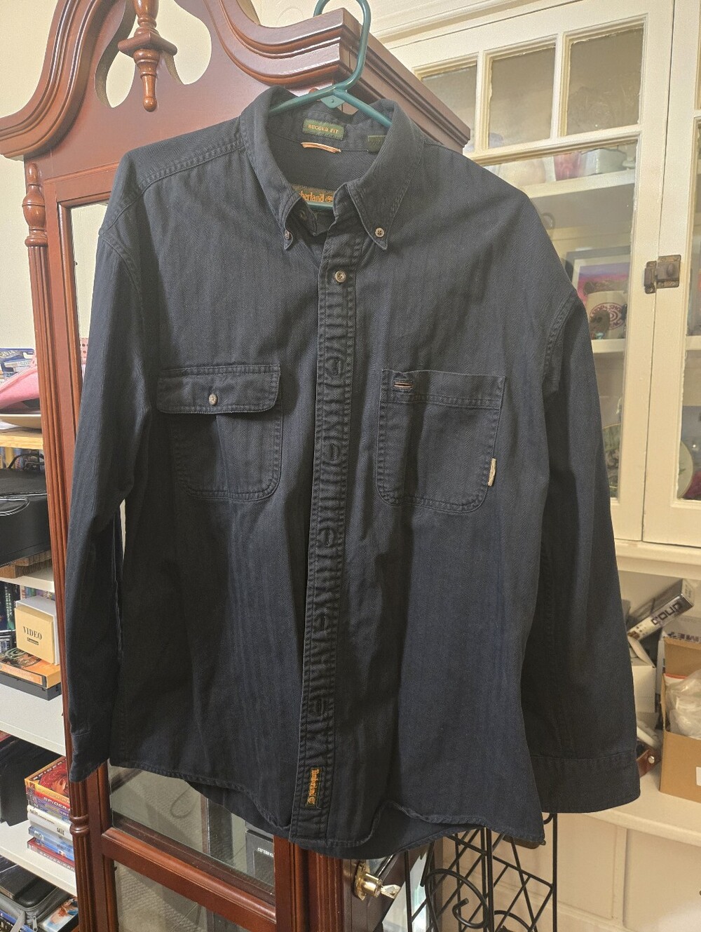 Timberland Men's Shirt Size Large - Rugged Fit Button-up